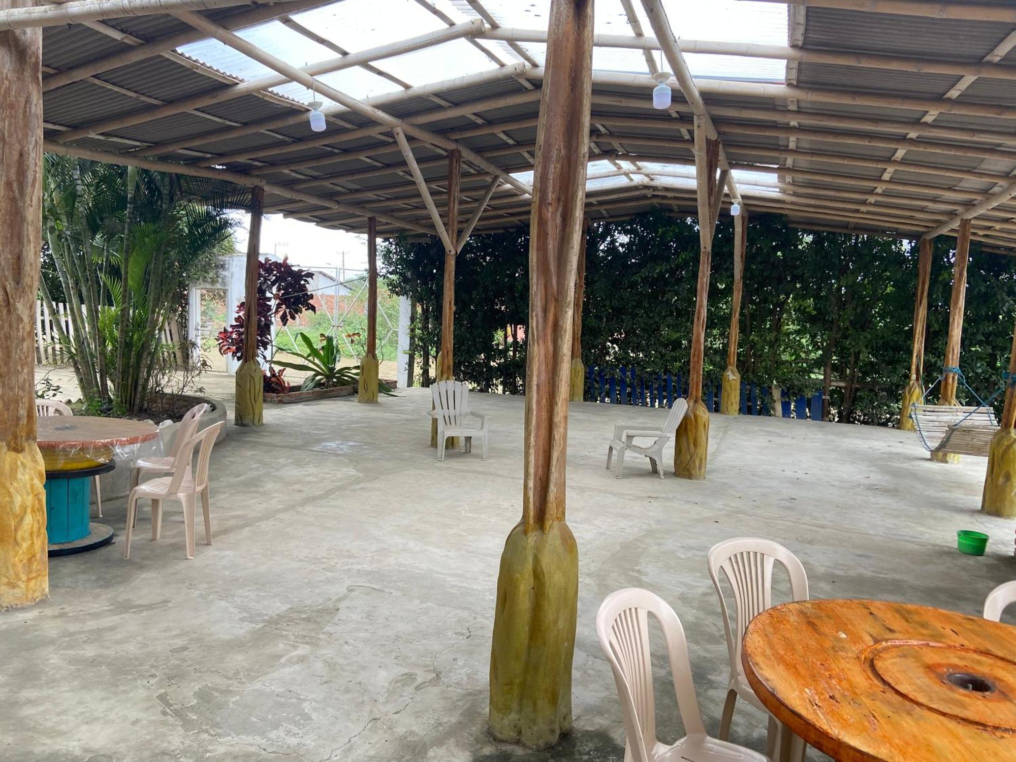 Hosteria Del Puerto Puerto López Esterno foto