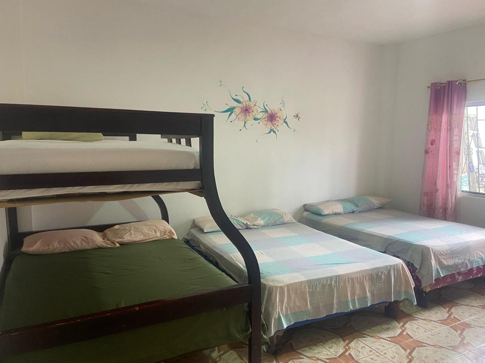 Hosteria Del Puerto Puerto López Esterno foto